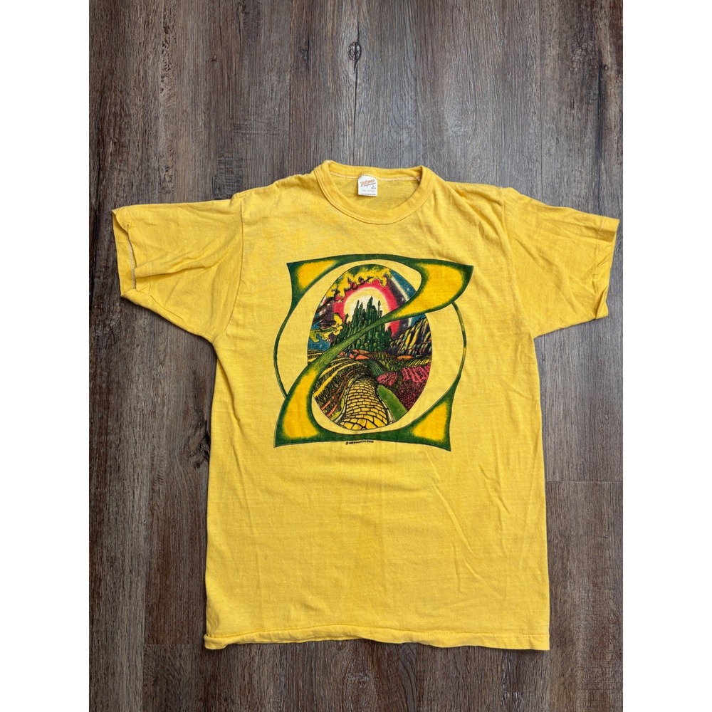 Vintage 1979 Wizard of Oz Emerald City T-Shirt Yellow Sportswear Single Stitch